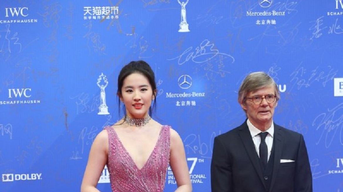 Μια Κινέζα ηθοποιός θα παίξει τη Μουλάν